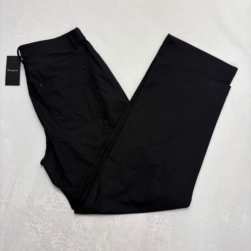 Fabletics Mens Black The Don Baggy Cargo Utility Pant Straight Leg 38x34 NWT NEW